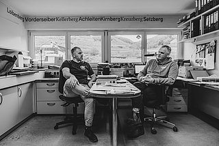 Kellerarbeit beginnt im Kopf: Georg und Heinz Frischengruber